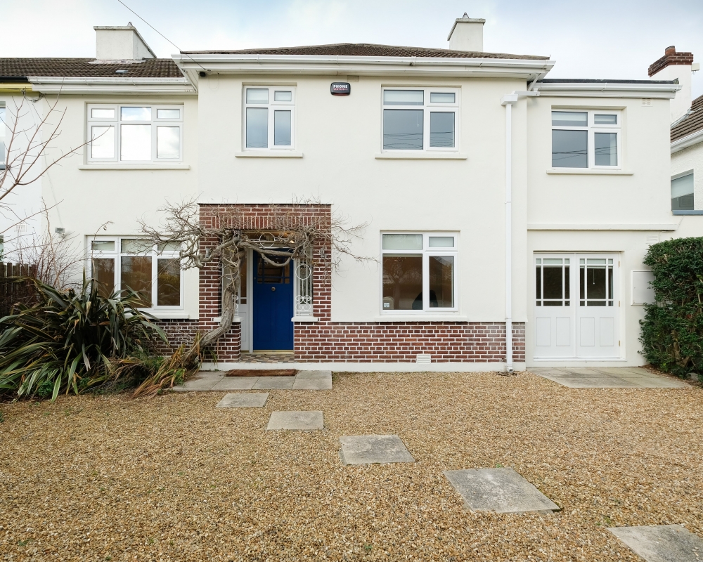 GLENABBEY ROAD, MOUNT MERRION, CO DUBLIN